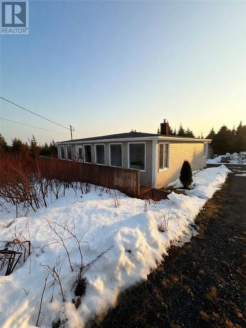 21 Doran'S Lane, Trepassey, NL, A0A | Card Image