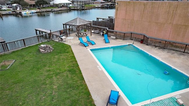 APT-404 - 4141 Whiteley Dr, Townhouse with 1 bedrooms, 2 bathrooms and 1 parking in Corpus Christi TX | Image 29