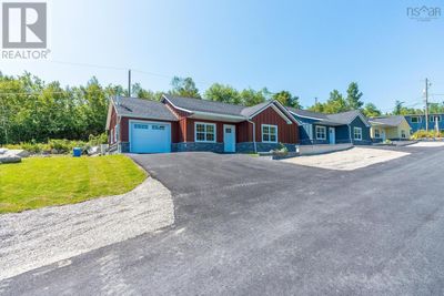 7 Lions Club Rd, House other with 2 bedrooms, 2 bathrooms and null parking in Fox Point NS | Image 2