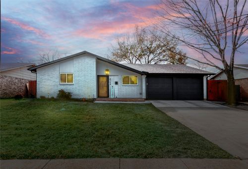 4104 Tacoma St, Irving, TX, 75062-7236 | Card Image