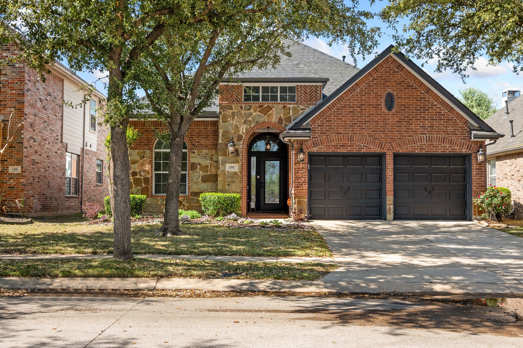 Residential in Lantana 2