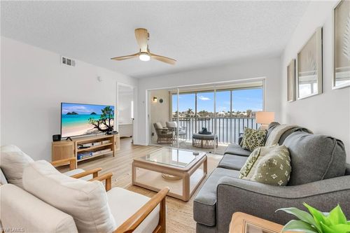 c205-10682 Gulf Shore Dr, NAPLES, FL, 34108-3031 | Card Image