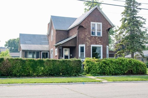 443 11th St, Port Huron, MI, 48060-4458 | Card Image