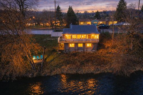 26960 Highway 62, Trail, OR, 97541 | Card Image