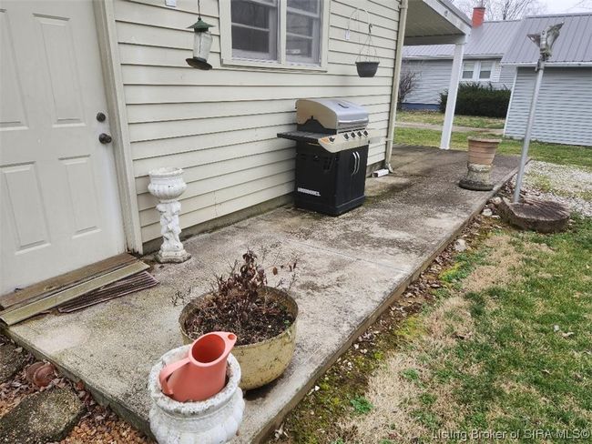 524 W Water St, Home with 3 bedrooms, 3 bathrooms and null parking in Paoli IN | Image 16
