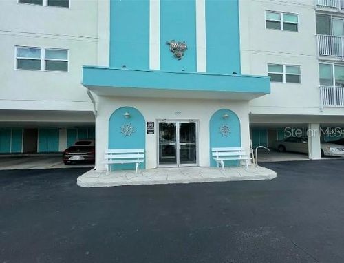 201-10216 Regal Dr, LARGO, FL, 33774-4948 | Card Image