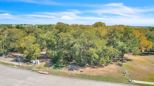 133 Falcon Point Dr, Heath, TX, 75032-8651 | Card Image