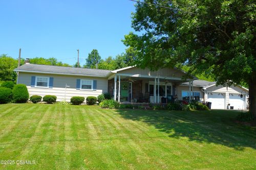 312 E New Market St, Freeburg, PA, 17827-7713 | Card Image