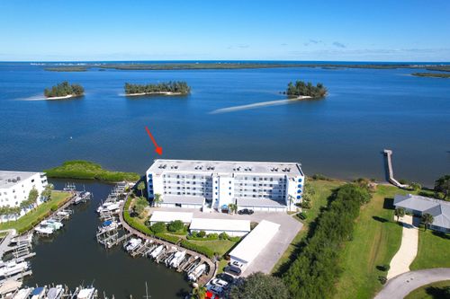 5934 River Run Dr, Sebastian, FL, 32958-4709 | Card Image