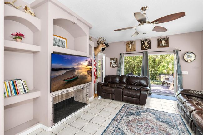 Living Room | Image 13