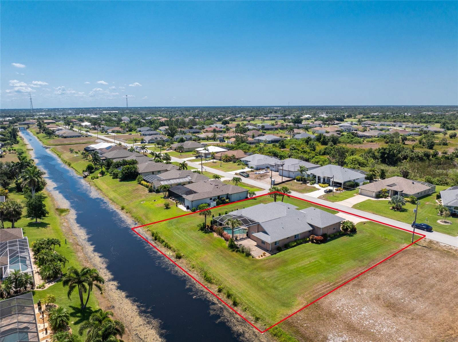 Medalist Rd, Rotonda West, FL 33947
