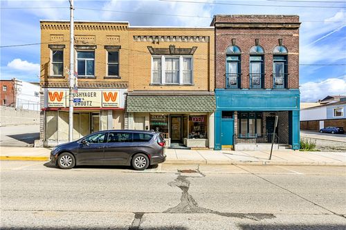 607 Clay Ave, Jeannette, PA, 15644-3409 | Card Image