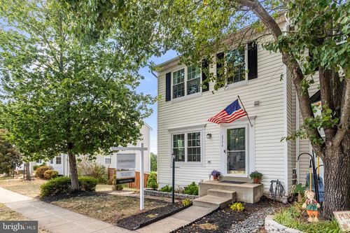 8776 Dunstable Loop, BRISTOW, VA, 20136-2010 | Card Image