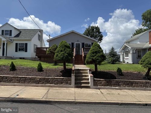 117 E 6th St, RED HILL, PA, 18076-1101 | Card Image