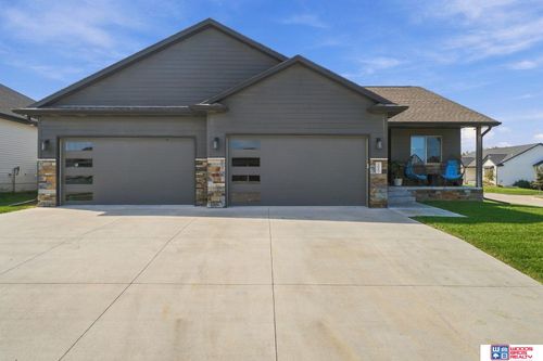 1045 N 107th St, Lincoln, NE, 68527-2515 | Card Image