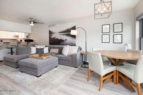 r316-216 Main St, Edwards, CO, 81632-8128 | Card Image