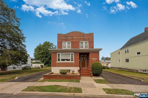 170 Pake St, Nutley, NJ, 07110-3024 | Card Image