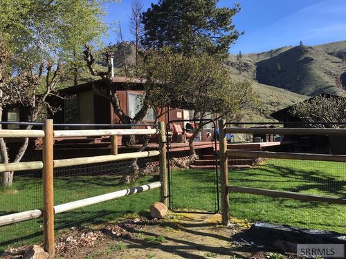71 Chinook Dr, Shoup, ID, 83469-6510 | Card Image