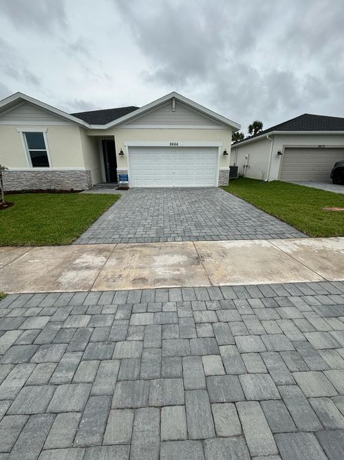 8666 Dahlia Cir, Port St. Lucie, FL, 34986-0002 | Card Image