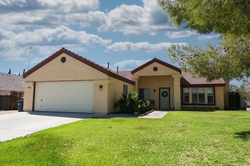 421 Veada Ave, Ridgecrest, CA, 93555-6000 | Card Image