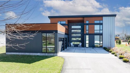 71858 Sunridge Cres, Dashwood, ON, N0M1N0 | Card Image