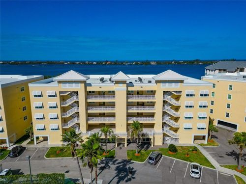 unit-305-260 Hidden Bay Dr, Osprey, FL, 34229-9561 | Card Image