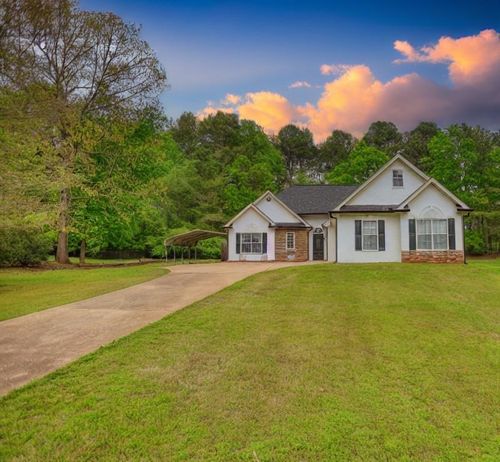 115 Huntington St, Covington, GA, 30016-7152 | Card Image