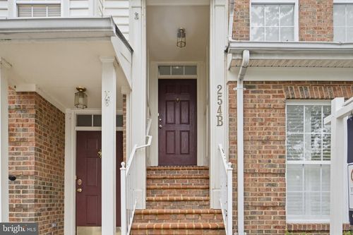 254b-254 Market St E, GAITHERSBURG, MD, 20878-5470 | Card Image