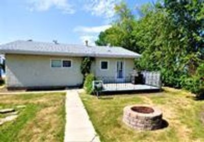 10205 105 St, House other with 4 bedrooms, 2 bathrooms and 4 parking in Lac La Biche AB | Image 2