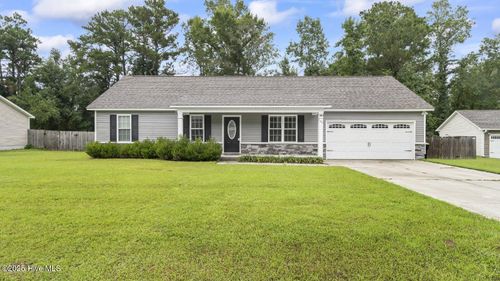 105 Hawsboro Ct, Jacksonville, NC, 28540-3252 | Card Image