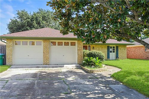 324 Pellerin Dr, Kenner, LA, 70065-2553 | Card Image