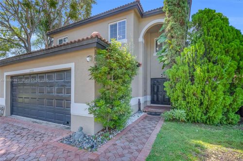 12160 Sw 135th Ter, Miami, FL, 33186-6540 | Card Image