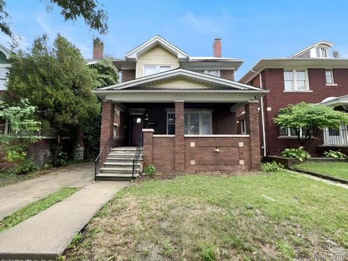 3737 Hazelwood St, Detroit, MI, 48206-2157 | Card Image