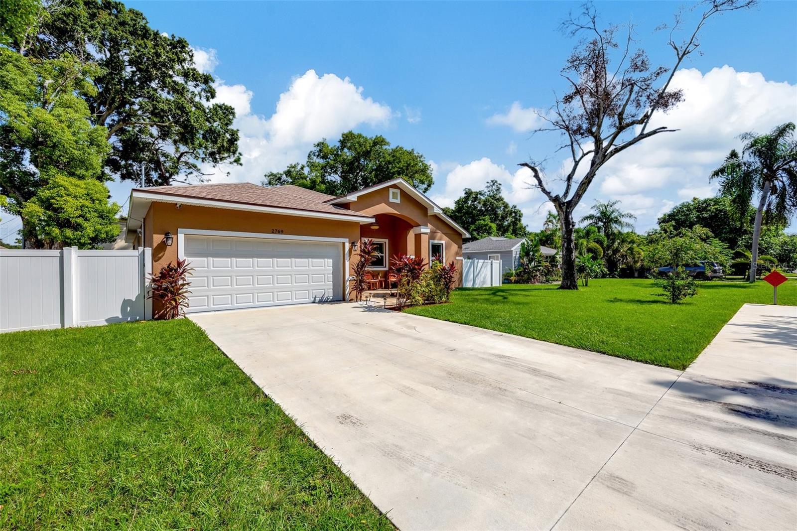48th Ave, Saint Petersburg, FL 33714