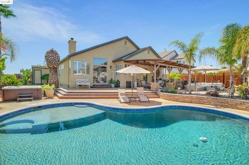 2265 Newport Ct, Discovery Bay, CA, 94505 | Card Image