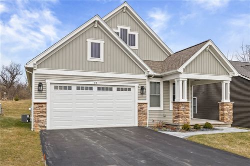 57 Thompson Ln, Canandaigua, NY, 14424-8533 | Card Image
