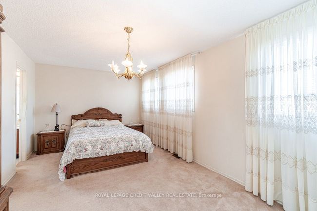 10 Polygon Crt, House other with 4 bedrooms, 3 bathrooms and 4 parking in Brampton ON | Image 19