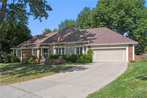 11900 Overbrook Rd, Leawood, KS, 66209-1148 | Card Image
