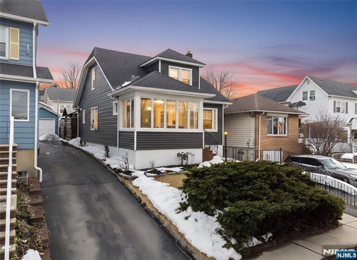 22 William St, North Arlington, NJ, 07031-6153 | Card Image