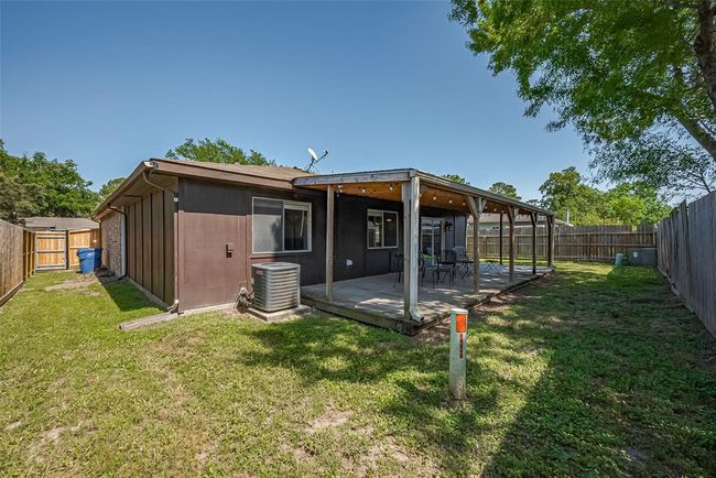 28903 Raestone St, House other with 3 bedrooms, 2 bathrooms and 2 parking in Spring TX | Image 11