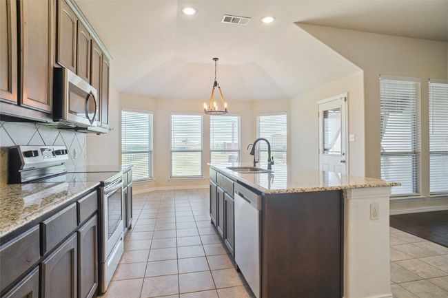 116 Springwood Ranch Loop, House other with 4 bedrooms, 2 bathrooms and null parking in Springtown TX | Image 10