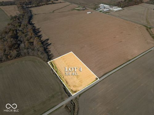 07 Possum Hollow Rd, Greenwood, IN, 46143-8533 | Card Image