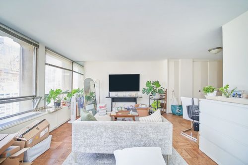16g-300 E 33rd St, New York, NY, 10016-9418 | Card Image