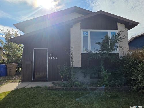 7123 Lanigan Dr, Regina, SK, S4X3Y1 | Card Image