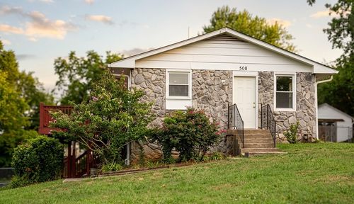 508 Dorothy Dr, Goodlettsville, TN, 37072-3428 | Card Image