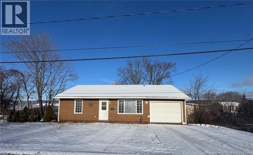 369 Adelaide St, Dalhousie, NB, E8C1B3 | Card Image