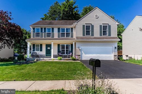 602 Brisbain Ln, ENOLA, PA, 17025-1553 | Card Image