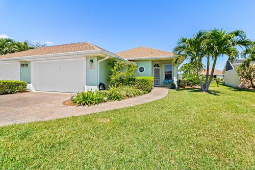 3017 Ocelot Way, Hutchinson Island, FL, 34949-8886 | Card Image