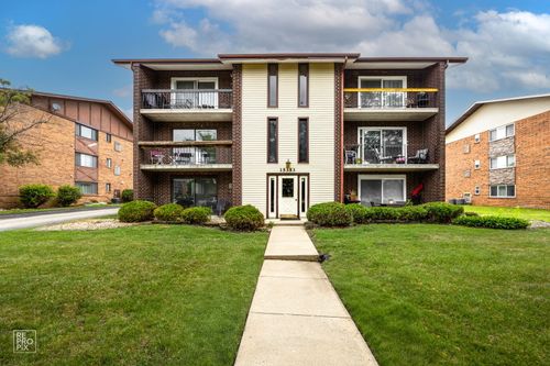 apt-2a-15353 Treetop Dr, Orland Park, IL, 60462-4689 | Card Image