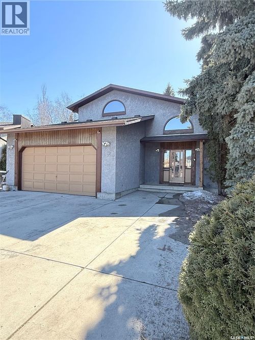 230 Baker Pl, Saskatoon, SK, S7N3L1 | Card Image
